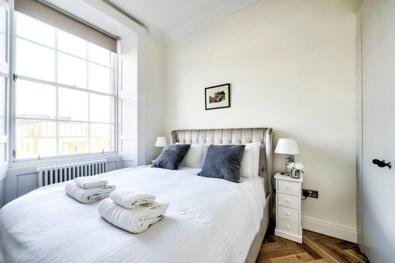 Апартаменты Guestready - Modern 5 Minutes Walk From Princes Street